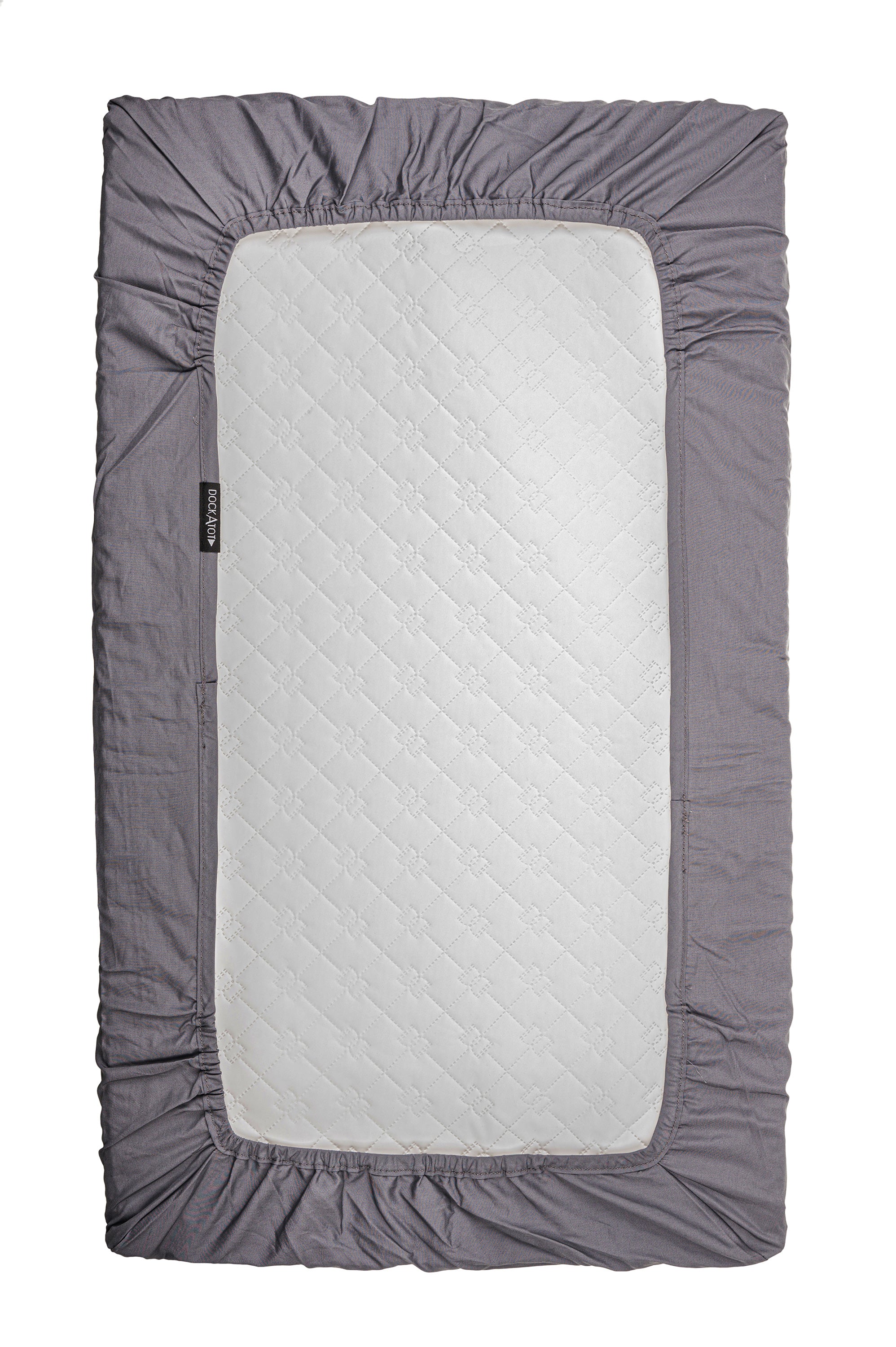Kind Essential Bassinet - Black &amp; White Stripe